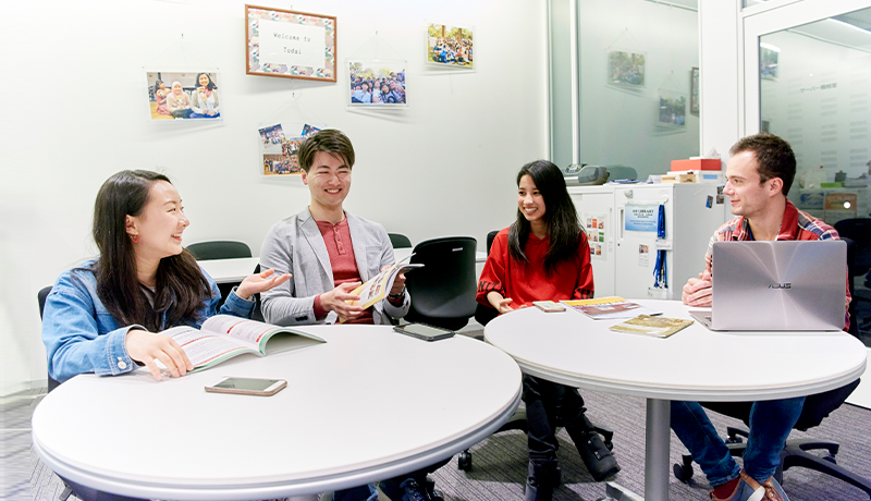 ag视讯安全接口 朴正煕の旧宅の最初の入居者は不明だが、日本人居住地から離れていることやその構造から、韓国人向けだったと推察中央 製作所 株価できる